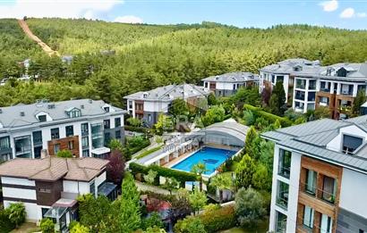 Çekmeköy Antorman Evleri Satılık 290 m2 Çatı Dubleks