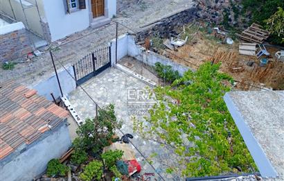 Ayvalık Cunda’da Muhteşem Manzaralı 2 katlı her bir daire 120 m2 olmak üzere 4+1 Satılık bina
