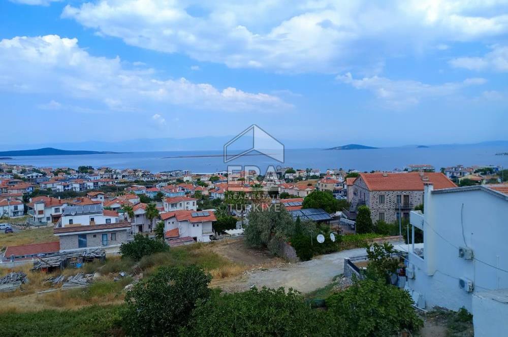 Ayvalık Cunda’da Muhteşem Manzaralı 2 katlı her bir daire 120 m2 olmak üzere 4+1 Satılık bina