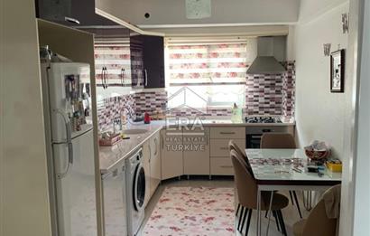 Ayvalık Cunda’da Muhteşem Manzaralı 2 katlı her bir daire 120 m2 olmak üzere 4+1 Satılık bina