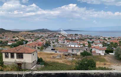 Ayvalık Cunda’da Muhteşem Manzaralı 2 katlı her bir daire 120 m2 olmak üzere 4+1 Satılık bina