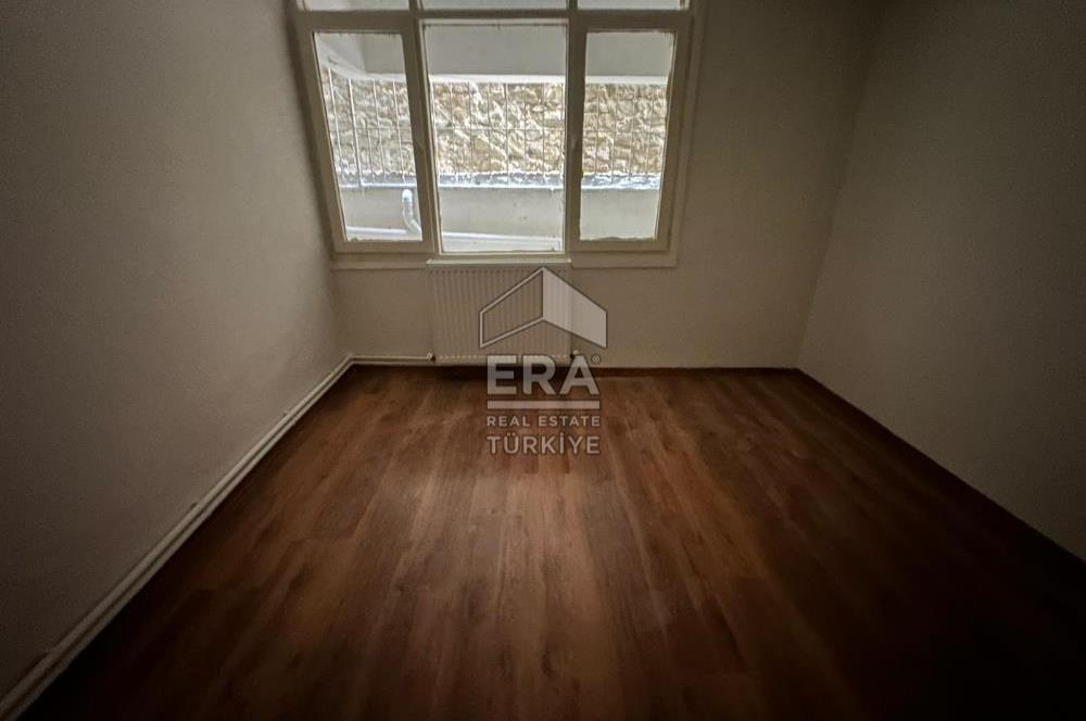 Göztepe Mah. Mithatpaşa Cad. yakını 3+1 Kiralık Daire