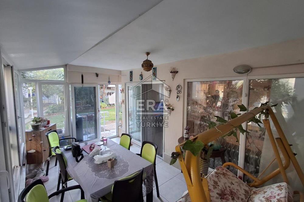 Ayvalık Küçükköy Havuzlu Sitede Satılık Villa