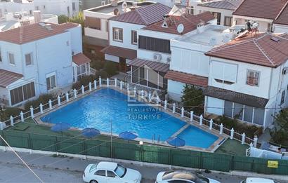Ayvalık Küçükköy Havuzlu Sitede Satılık Villa