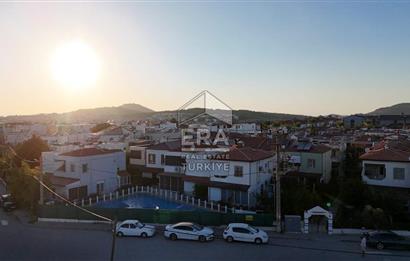 Ayvalık Küçükköy Havuzlu Sitede Satılık Villa