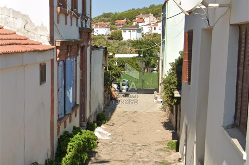 ERA Angel 'dan Cunda 'da Kiralık Müstakil Deniz Manzaralı Eşyalı Rum Evi