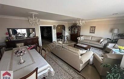 ÜSKÜDAR' DA KİRALIK BOĞAZ MANZARALI DUBLEKS DAİRE