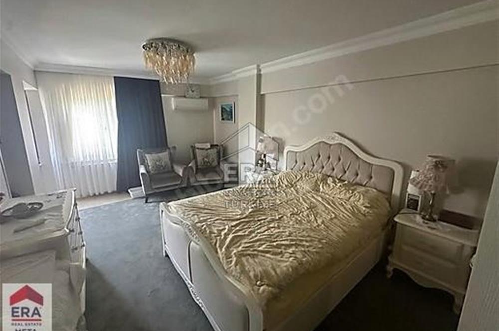 ÜSKÜDAR' DA KİRALIK BOĞAZ MANZARALI DUBLEKS DAİRE