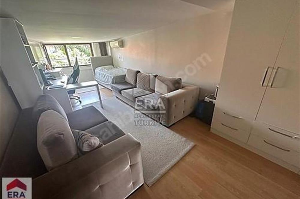 ÜSKÜDAR' DA KİRALIK BOĞAZ MANZARALI DUBLEKS DAİRE