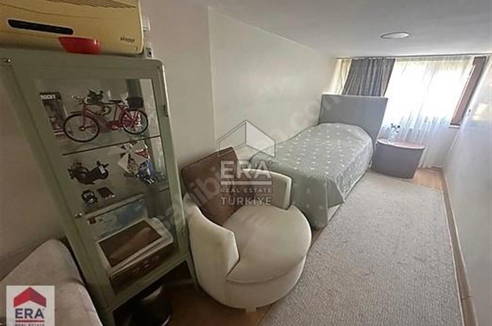 ÜSKÜDAR' DA KİRALIK BOĞAZ MANZARALI DUBLEKS DAİRE