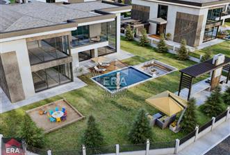 İncekte Eşsiz Konfor:7+1 Ultra Lüks Satılık  Villa