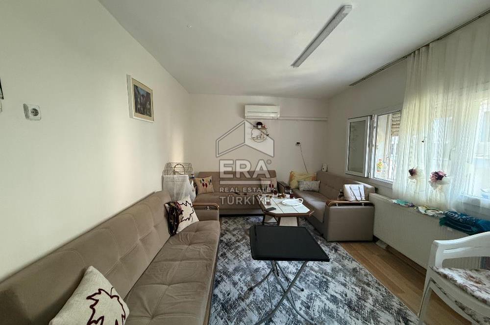 Buca Dicle Mahallesi'nde Satılık 3 Katlı Komple Bina