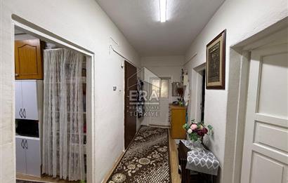 Buca Dicle Mahallesi'nde Satılık 3 Katlı Komple Bina