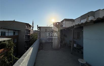 Buca Dicle Mahallesi'nde Satılık 3 Katlı Komple Bina