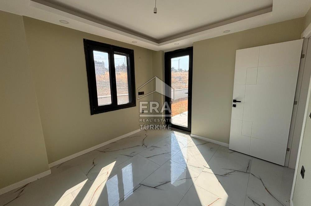 Ayvalık Küçükköy'de 145m2 4+1 havuzlu site içi villa