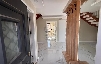 Ayvalık Küçükköy'de 145m2 4+1 havuzlu site içi villa