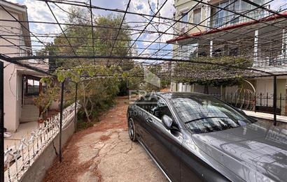 Cunda Yeni Yol Mevkiinde Satılık Deniz Manzaralı Villa Arsası