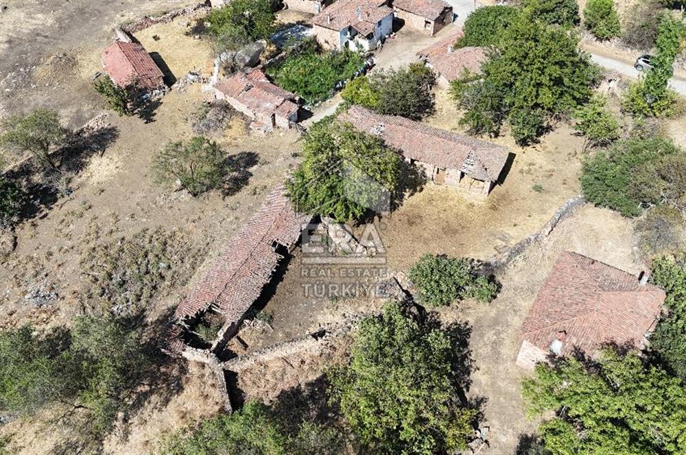 ERA PORT GÜVENCESİYLE SUSURLUK KAYALIDERE'DE TAŞ EV AHIR VE ARSA