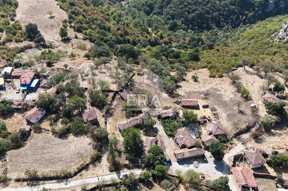 ERA PORT GÜVENCESİYLE SUSURLUK KAYALIDERE'DE TAŞ EV AHIR VE ARSA