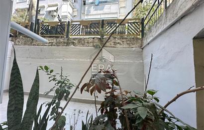 Konak Barbaros Mahallesi Satılık 2+1 Tadilatlı Doğalgazlı Daire