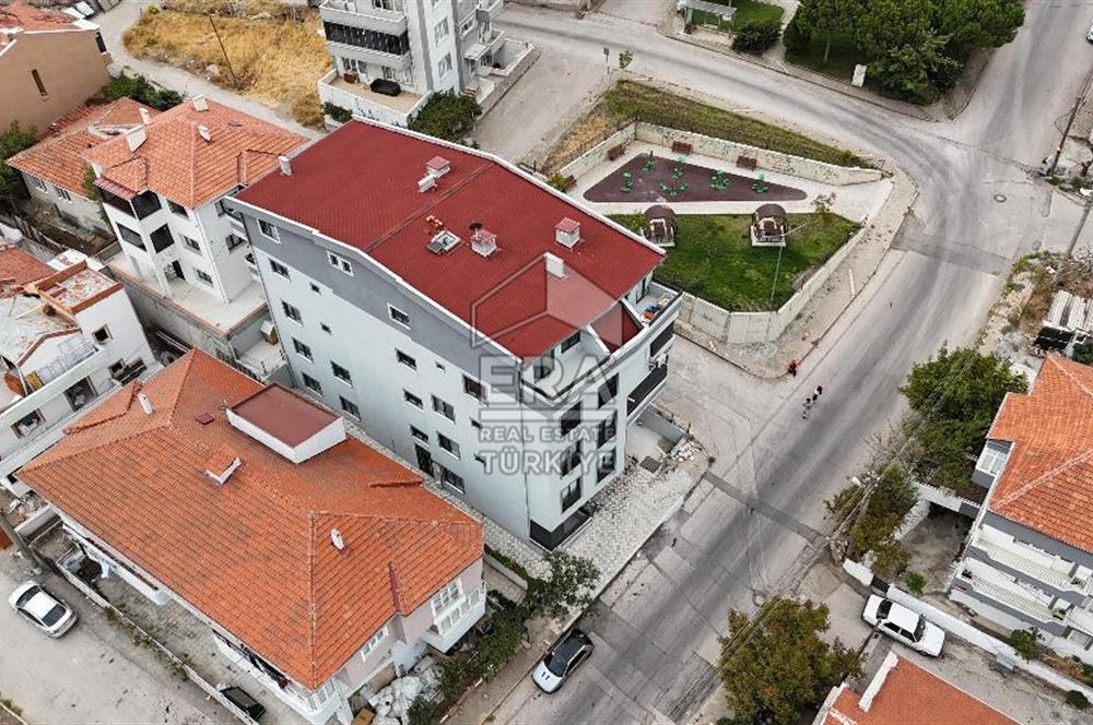 ERA PORT GÜVENCESİYLE SÜTLÜCE'DE 2+1 DUBLEKS DAİRE