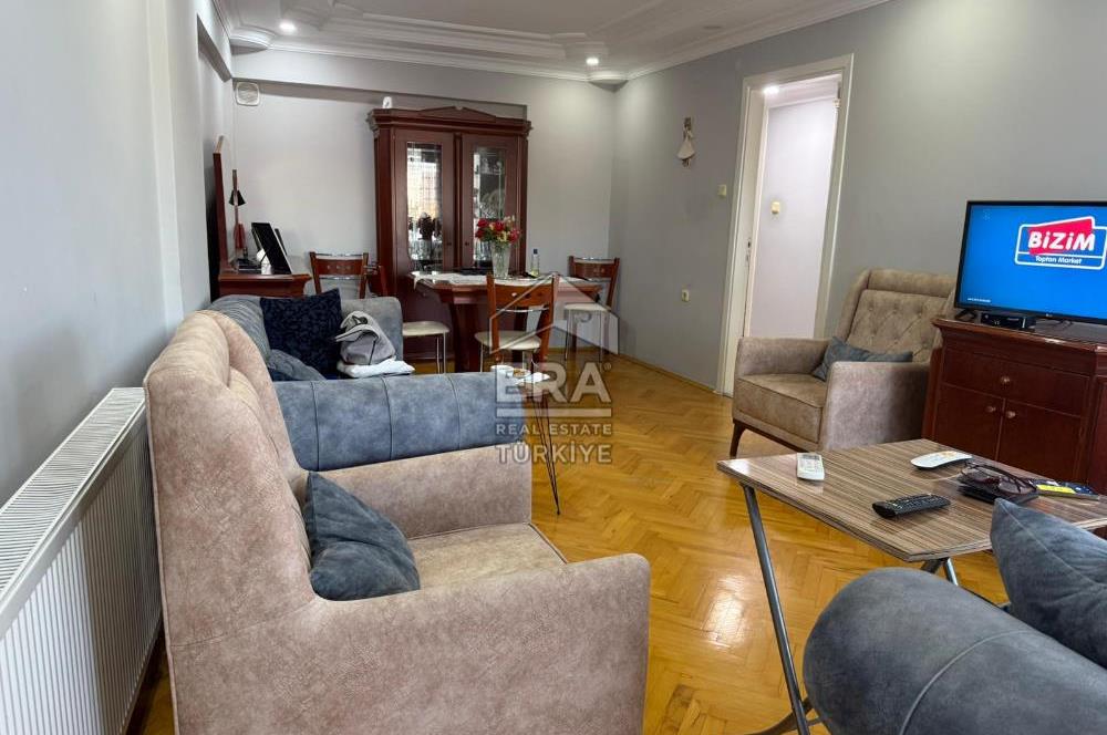 Bornova Evka 3 Öz Seçkinler Sitesinde 3+1 Satılık Daire