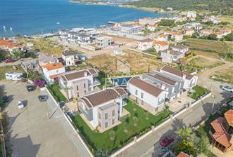 ERA ANGEL' Dan Cunda Namık Kemal’de 1+1 Eşyalı Kiralık lüx Daire – Denize 160 m 