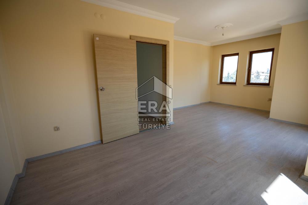 Datça Merkezde Satılık Deniz Gören 3.5+1Tripleks 180m2 Müstakil Ev