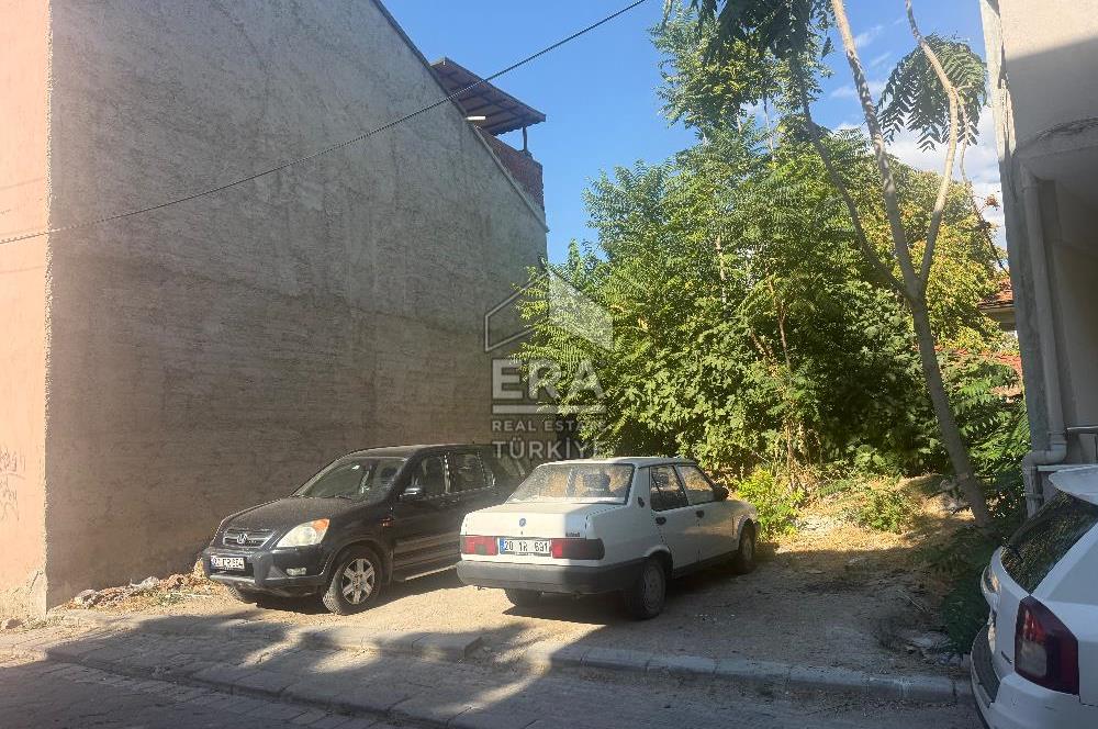Denizli Şehir Merkezinde Yatırımlık Arasa