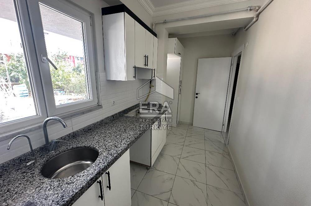 ÇEKMEKÖY DE 2 YAŞINDA SATILIK DAİRE