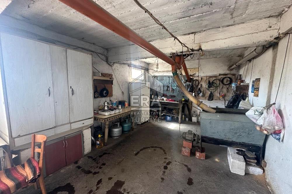 ERA PORT GÜVENCESİYLE BAKACAK'TA SATILIK TAVUK ÇİFTLİĞİ