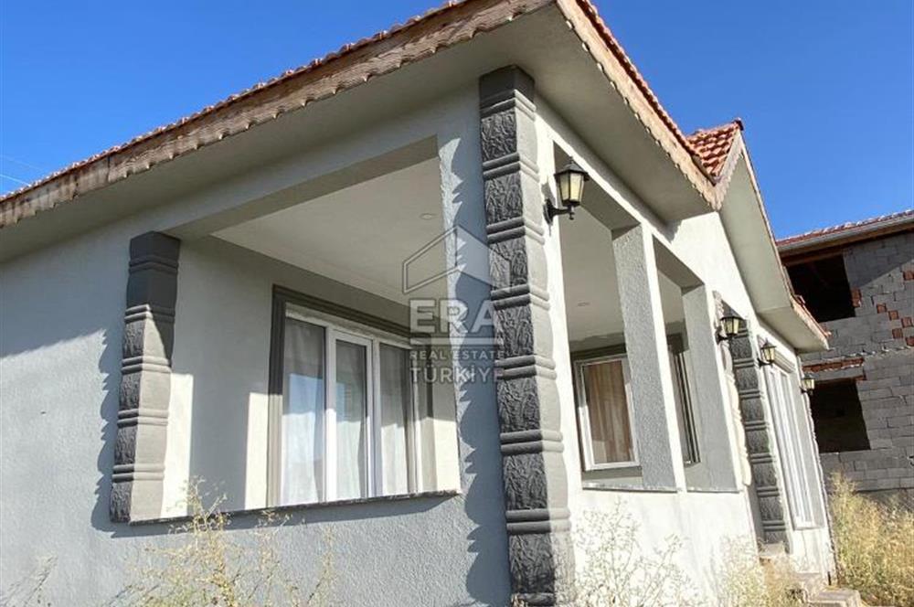 300 m² Bahçeli, 75 m² Kullanıma Hazır 1+1 Ev Gicik Bölgesi