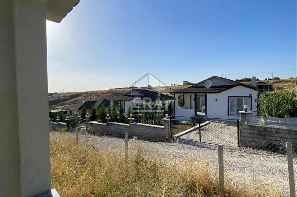 300 m² Bahçeli, 75 m² Kullanıma Hazır 1+1 Ev Gicik Bölgesi