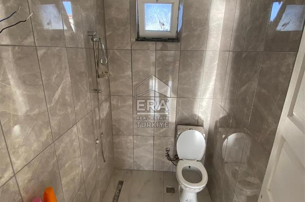 300 m² Bahçeli, 75 m² Kullanıma Hazır 1+1 Ev Gicik Bölgesi