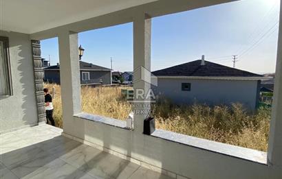 300 m² Bahçeli, 75 m² Kullanıma Hazır 1+1 Ev Gicik Bölgesi