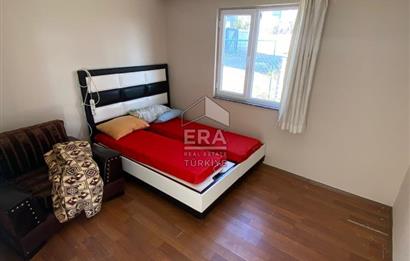 300 m² Bahçeli, 75 m² Kullanıma Hazır 1+1 Ev Gicik Bölgesi