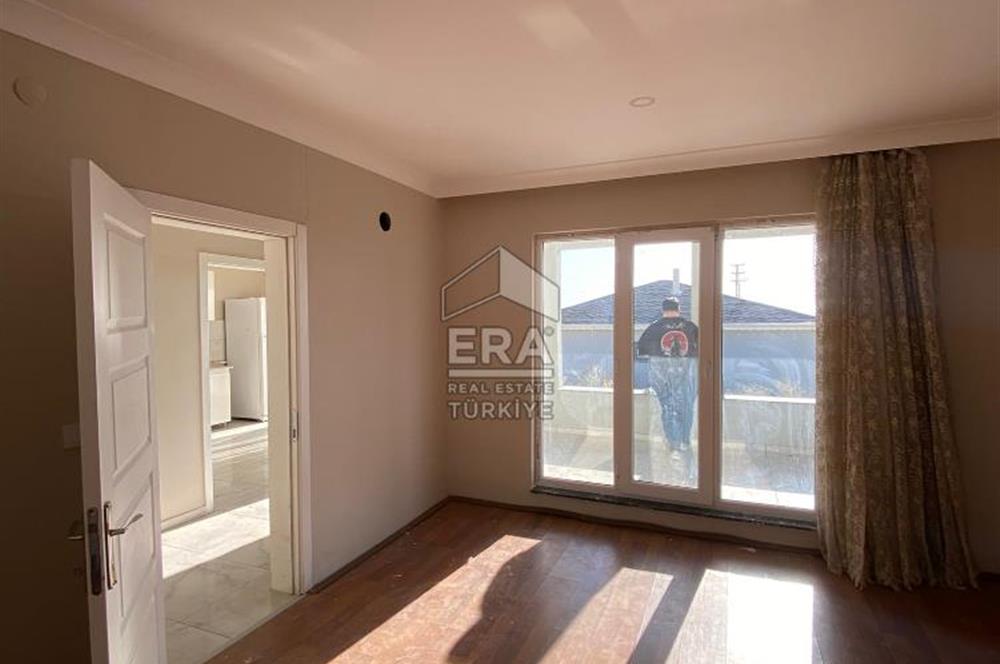 300 m² Bahçeli, 75 m² Kullanıma Hazır 1+1 Ev Gicik Bölgesi