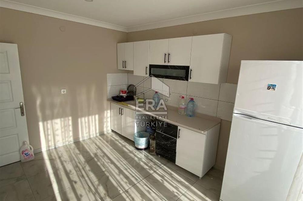 300 m² Bahçeli, 75 m² Kullanıma Hazır 1+1 Ev Gicik Bölgesi