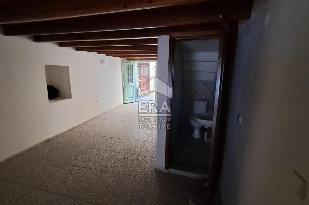 ERA ANGEL'DAN Ayvalık Merkezde, Denize 350 m Bahçeli Kiralık Rum Evi
