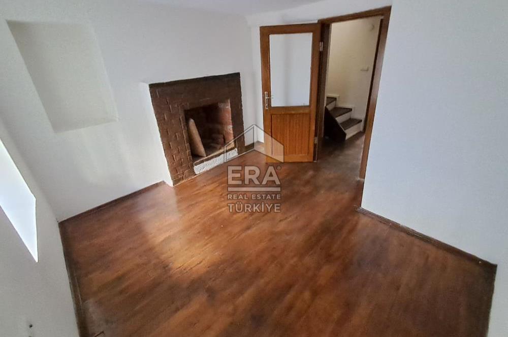 ERA ANGEL'DAN Ayvalık Merkezde, Denize 350 m Bahçeli Kiralık Rum Evi