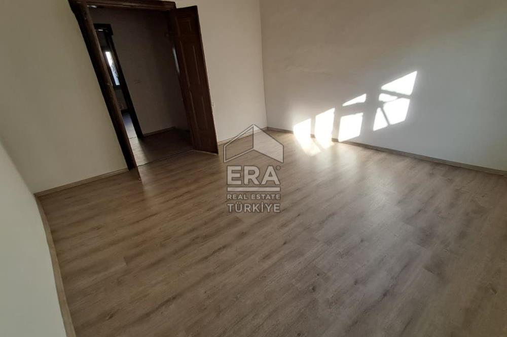 ERA ANGEL'DAN Ayvalık Merkezde, Denize 350 m Bahçeli Kiralık Rum Evi