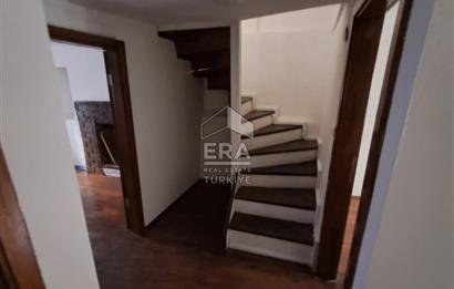 ERA ANGEL'DAN Ayvalık Merkezde, Denize 350 m Bahçeli Kiralık Rum Evi