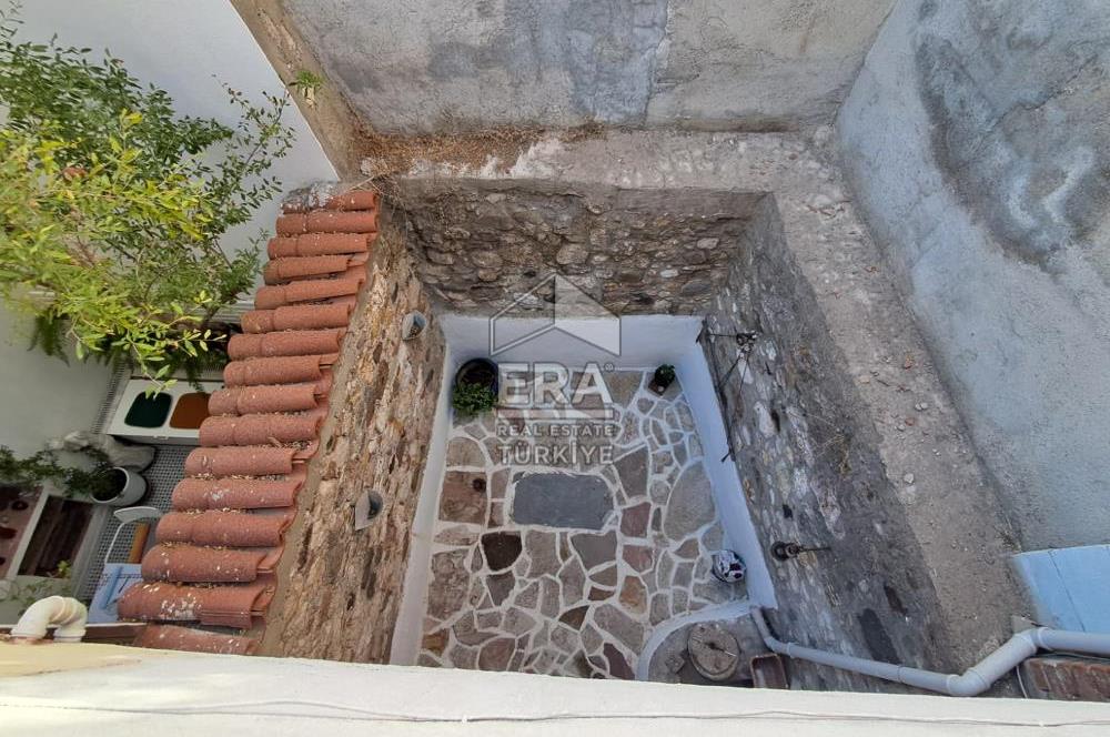 ERA ANGEL'DAN Ayvalık Merkezde, Denize 350 m Bahçeli Kiralık Rum Evi