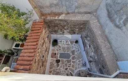ERA ANGEL'DAN Ayvalık Merkezde, Denize 350 m Bahçeli Kiralık Rum Evi