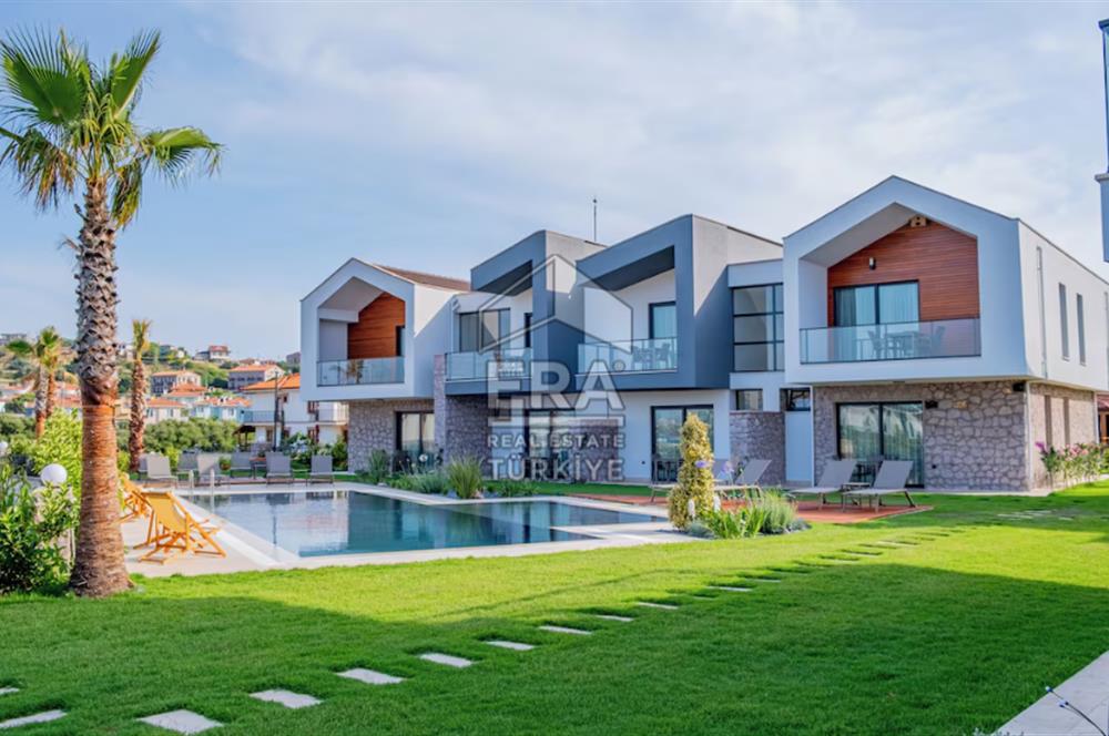 ERA ANGEL' Dan Cunda Namık Kemal’de 1+1 Eşyalı Kiralık lüx Daire – Denize 160 m 