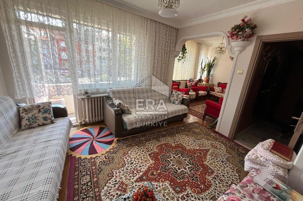 ERA PORT GÜVENCESİ İLE FULL EŞYALI ÇARŞI İÇİ KİRALIK 2+1