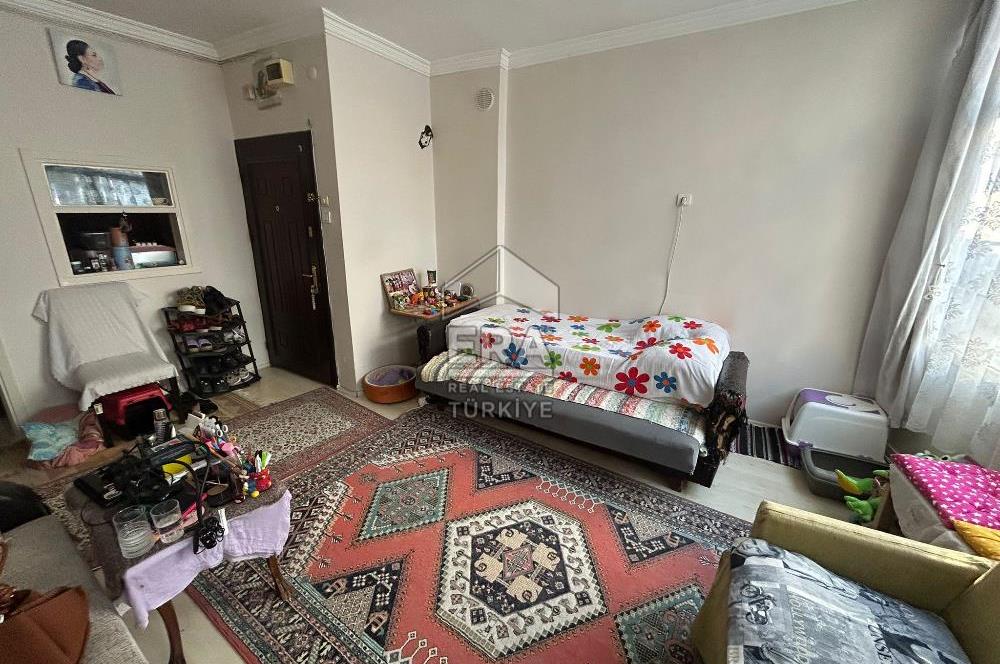 Karşıyaka Alaybey İzbana Yakın Satılık 2+1 Daire