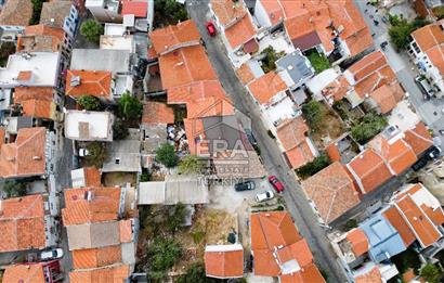 ERA Angel'dan Ayvalık Merkezde 4+2 Geniş Bahçeli Müstakil