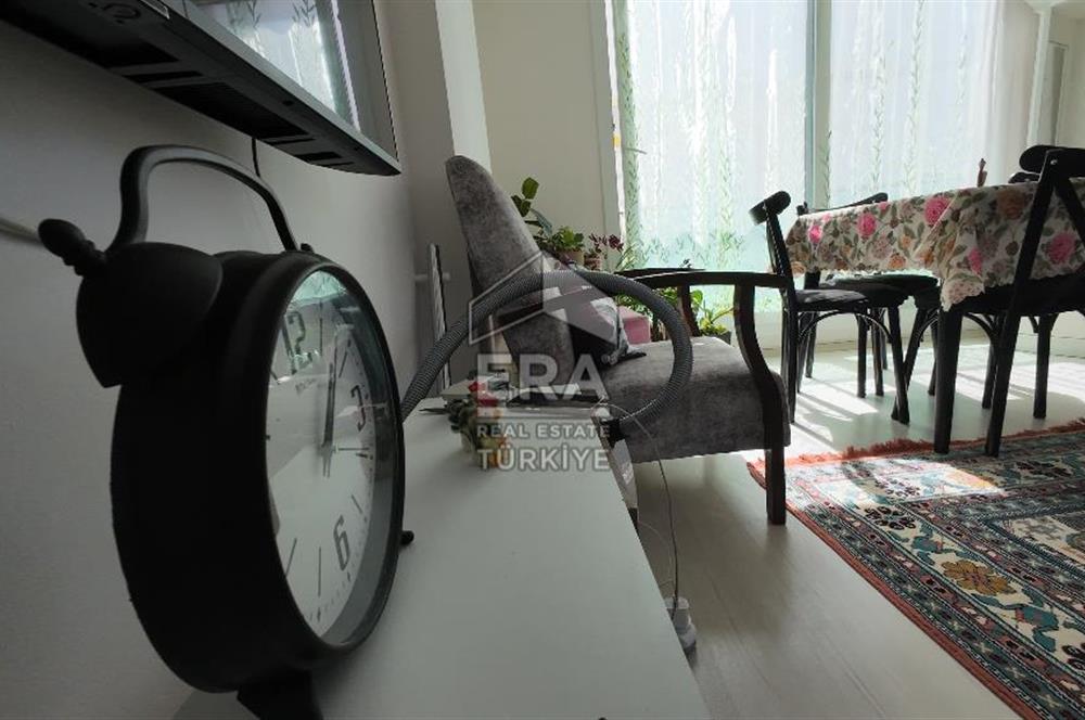 ERA Angel'dan Çandarlı'da Havuzlu Sitede Çatı Dubleks Daire
