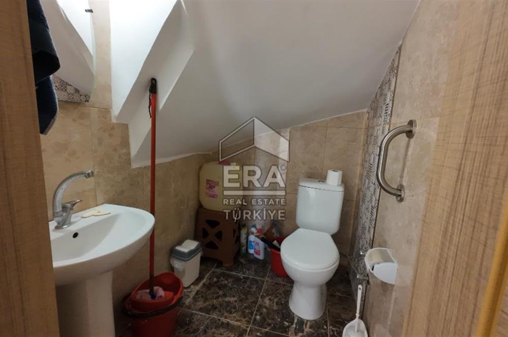 ERA Angel'dan Çandarlı'da Havuzlu Sitede Çatı Dubleks Daire